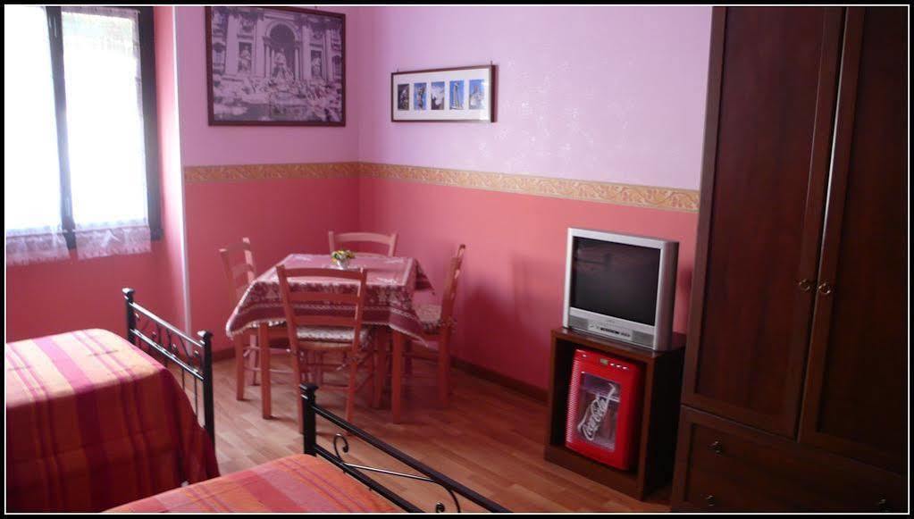 Da Nonna Maria B&B Рим Екстер'єр фото